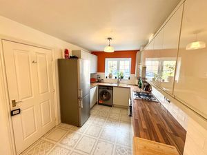 Photo 12- click for photo gallery